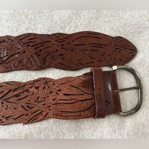 Guess Genuine Leather Belt - Size S / M - BRAND NEW - Never Worn